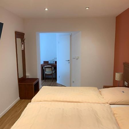 Hotel Restaurant Zur Post Wuppertal Kültér fotó
