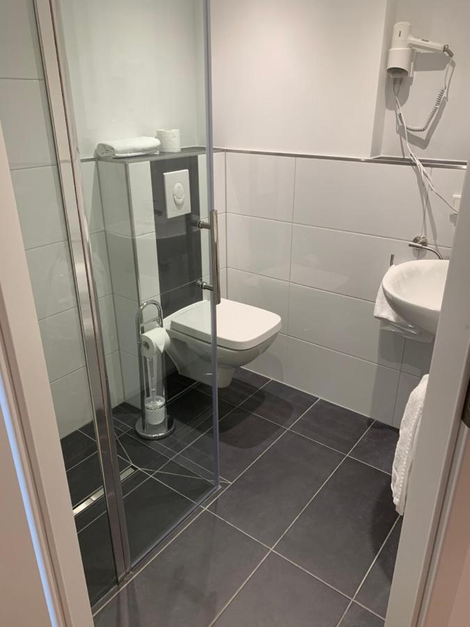 Hotel Restaurant Zur Post Wuppertal Kültér fotó